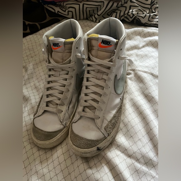 Nike blazers - Picture 2 of 3